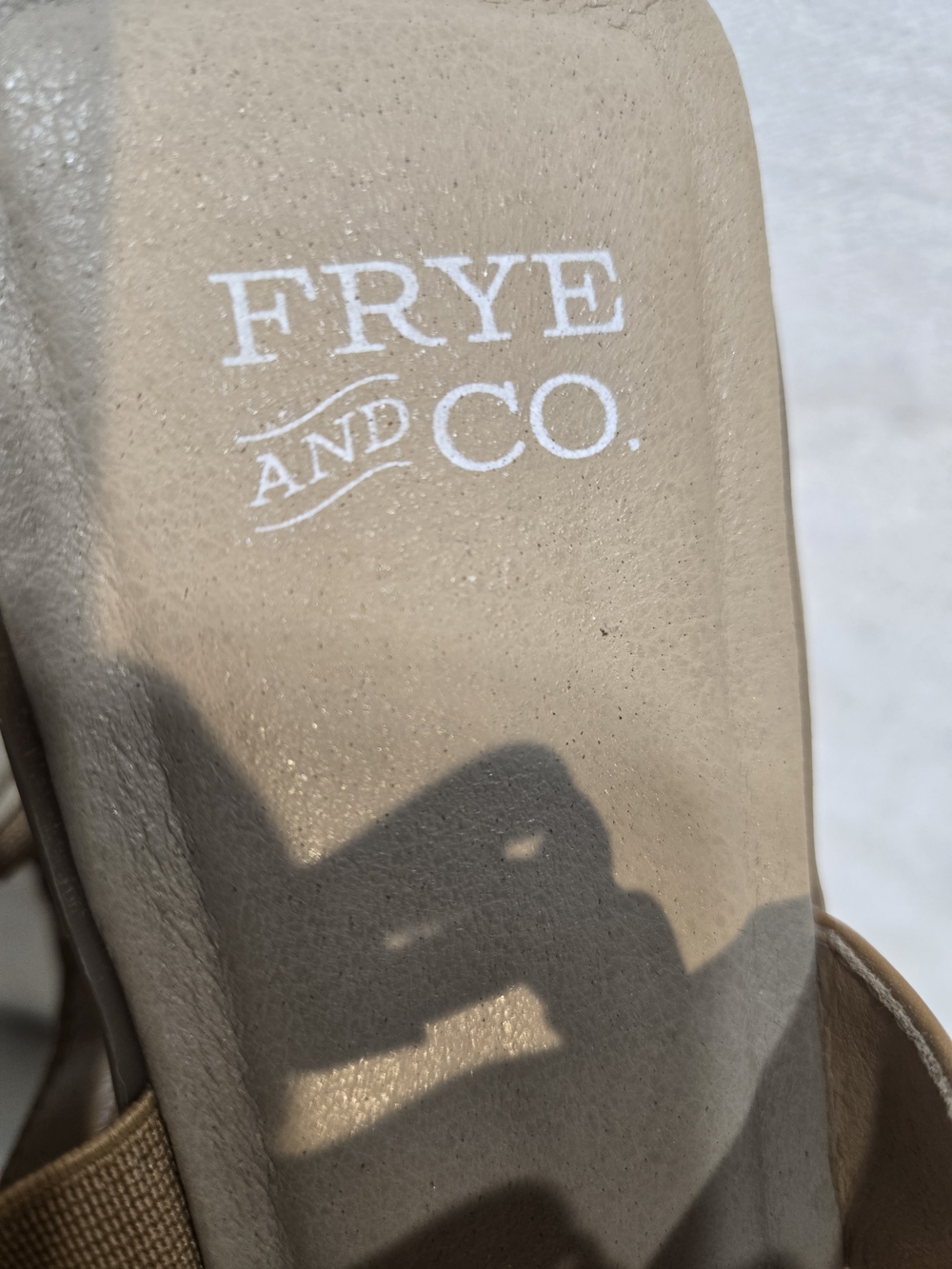 FRYE AND CO. Tan Strappy Toe-Loop Slingback Sandals - Picture 9 of 10